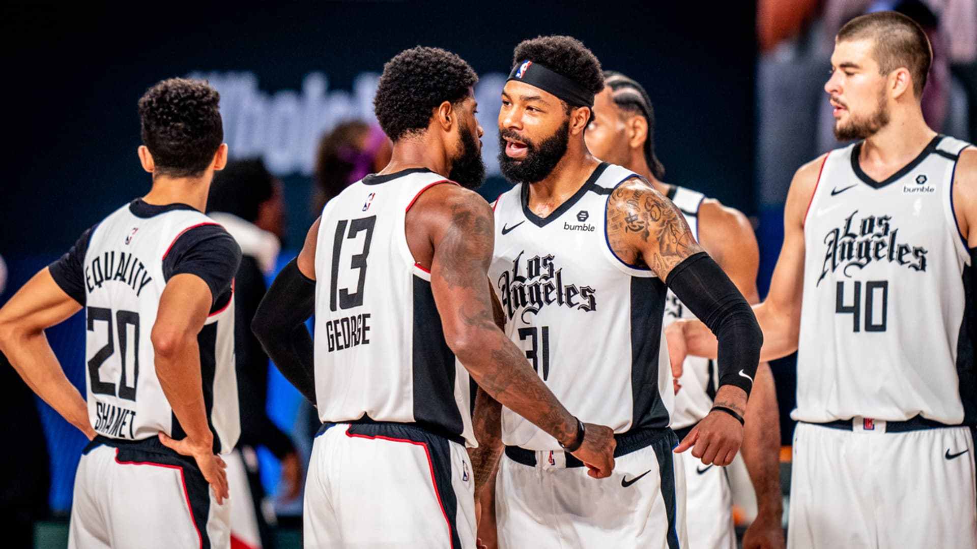 爱尔兰教练：C罗说我发布会给裁判施压，他被罚下可与我无关（爱尔兰主帅回应：C罗称我借发布会施压裁判，但他的红牌与我无关）