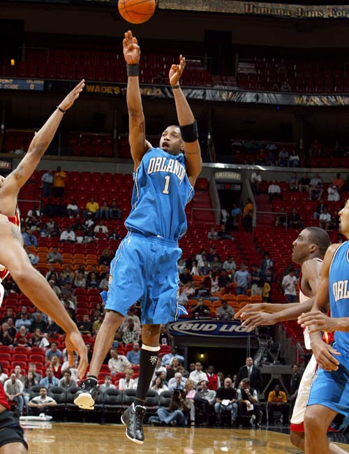 官方：26岁的前比利时国脚、国米旧将范赫斯登退役（26岁比利时前国脚、国米旧将范赫斯登官宣退役）