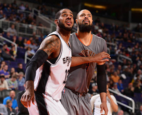 罗马诺：霍伊伦和国米早已没联系；国米要买德温特就得先卖人（罗马诺：霍伊伦与国米已久无联系；若要签下德温特，国米必须先卖人）