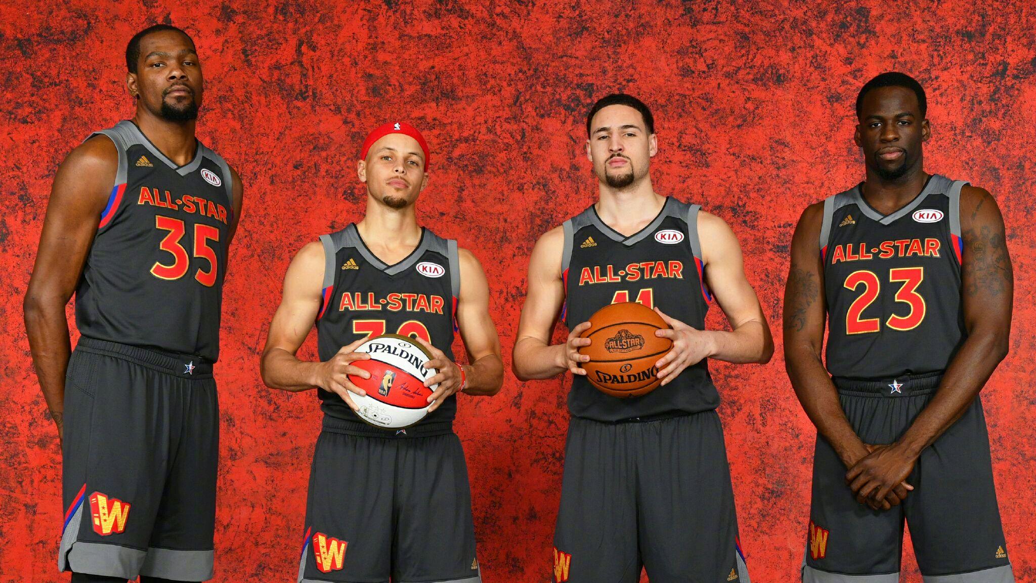 世界杯位置稳了？邮报：凯恩、贝林等五人参与英格兰队新球衣拍摄（入围世界杯无悬念？邮报称凯恩、贝林等五人参与英格兰新战袍拍摄）