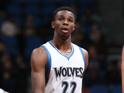 那不勒斯vs尤文：麦克托米奈首发，伊尔迪兹、小孔塞桑出战（那不勒斯对阵尤文：麦克托米奈先发，伊尔迪兹、小孔塞桑登场）