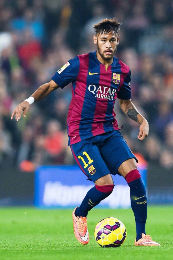 2280万买的恩里克砸手里？斯基拉：国米正找寻邓弗里斯的替补（2280万引进的恩里克成鸡肋？斯基拉：国米正物色邓弗里斯替身）