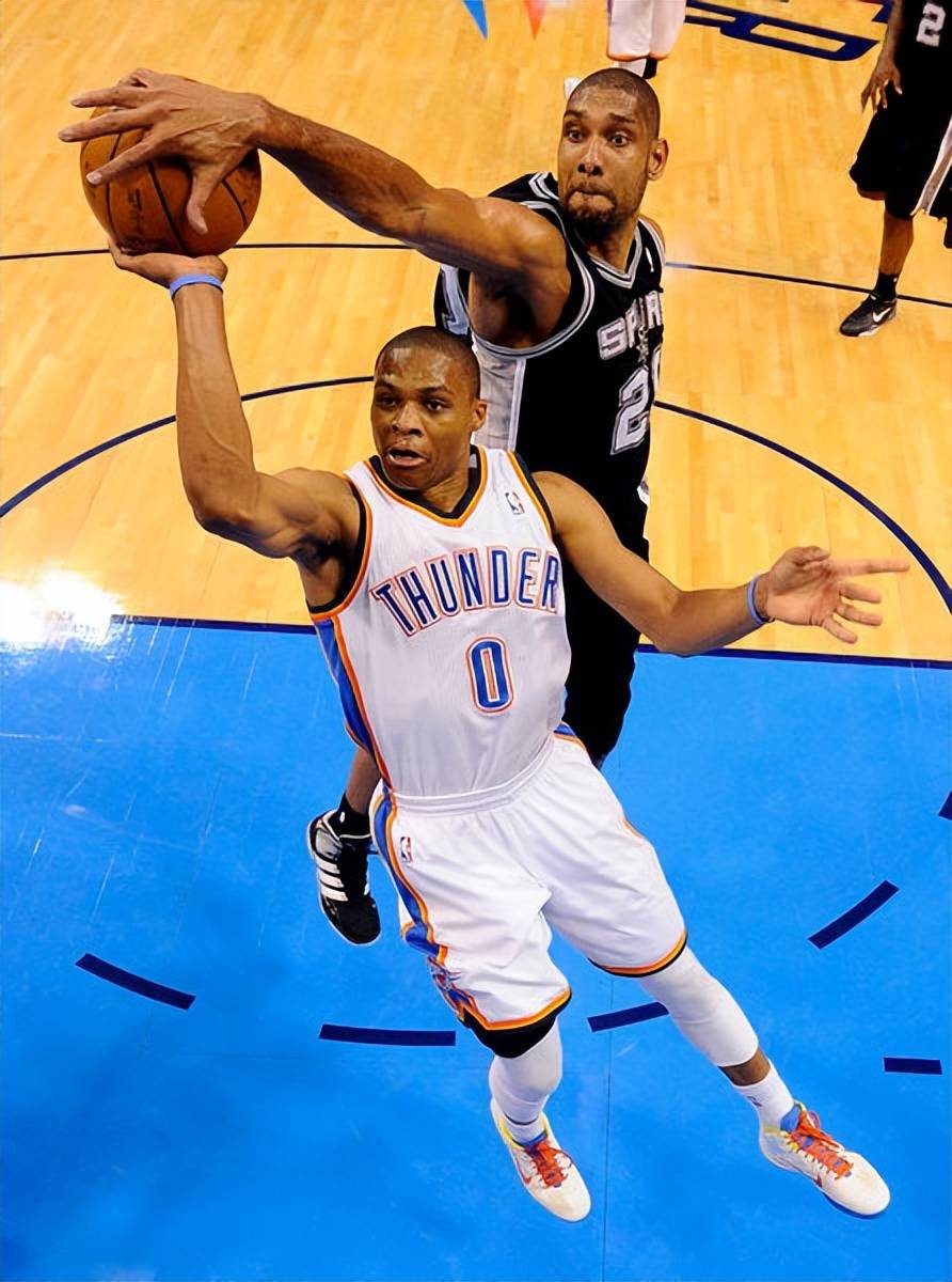 莫雷托：索默可能在合同到期后离队，国米正在寻找年轻门将（莫雷托：索默或于合同期满后离队，国米正物色年轻门将）